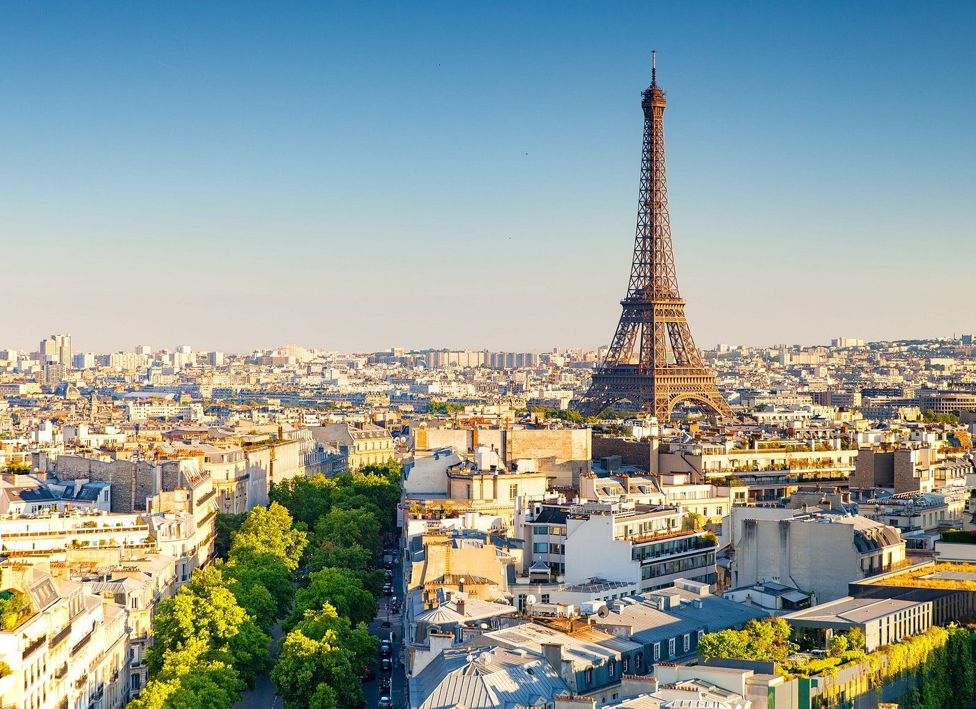 Paris Travel Guide: Discover the Magic of the City of Lights