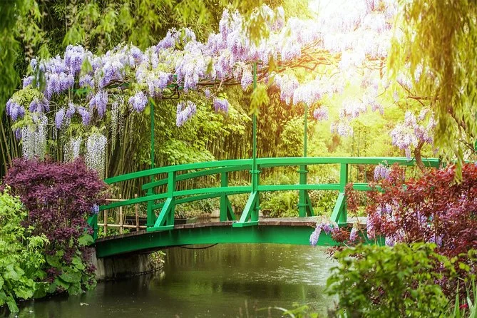VIP GIVERNY AND AUVERS SUR OISE