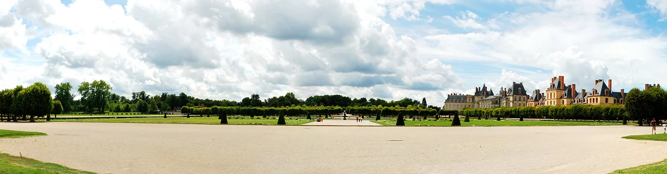 VIP FONTAINEBLEAU AND VAUX LE VICOMTE CASTLES