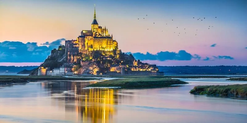 VIP D-DAY IN NORMANDY AND MONT SAINT MICHEL