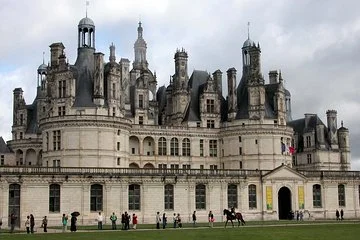 VIP LOIRE VALLEY CASTLES (12 Hours)