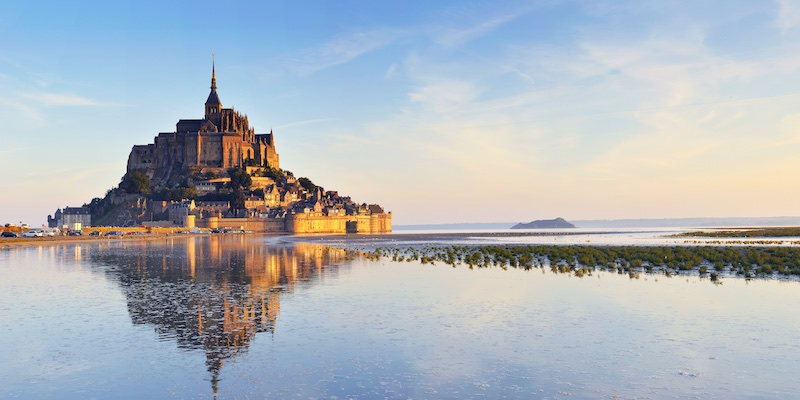 VIP D-DAY IN NORMANDY AND MONT SAINT MICHEL 