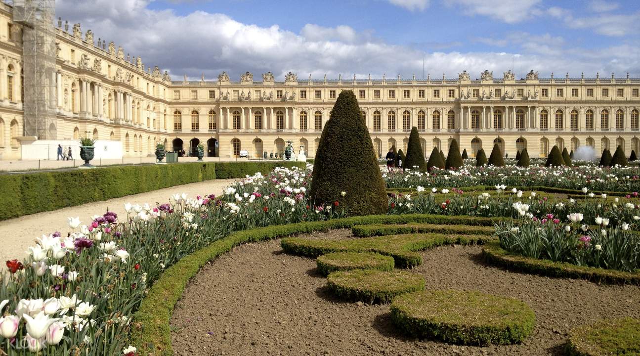VIP VERSAILLES AND GIVERNY 