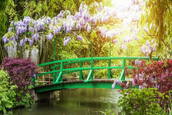 VIP GIVERNY AND AUVERS SUR OISE 