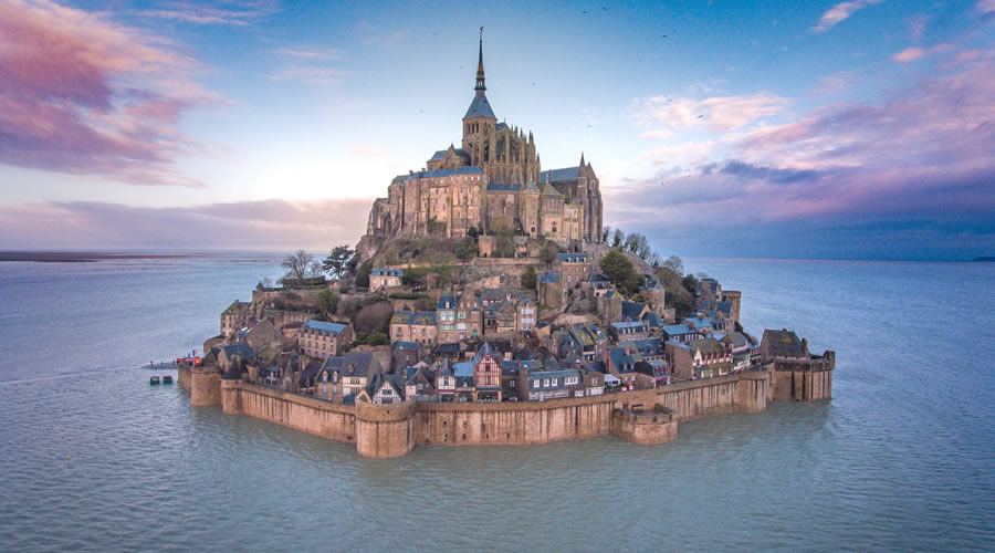 VIP MONT SAINT MICHEL  AND D-DAY IN NORMANDY (3 Days)